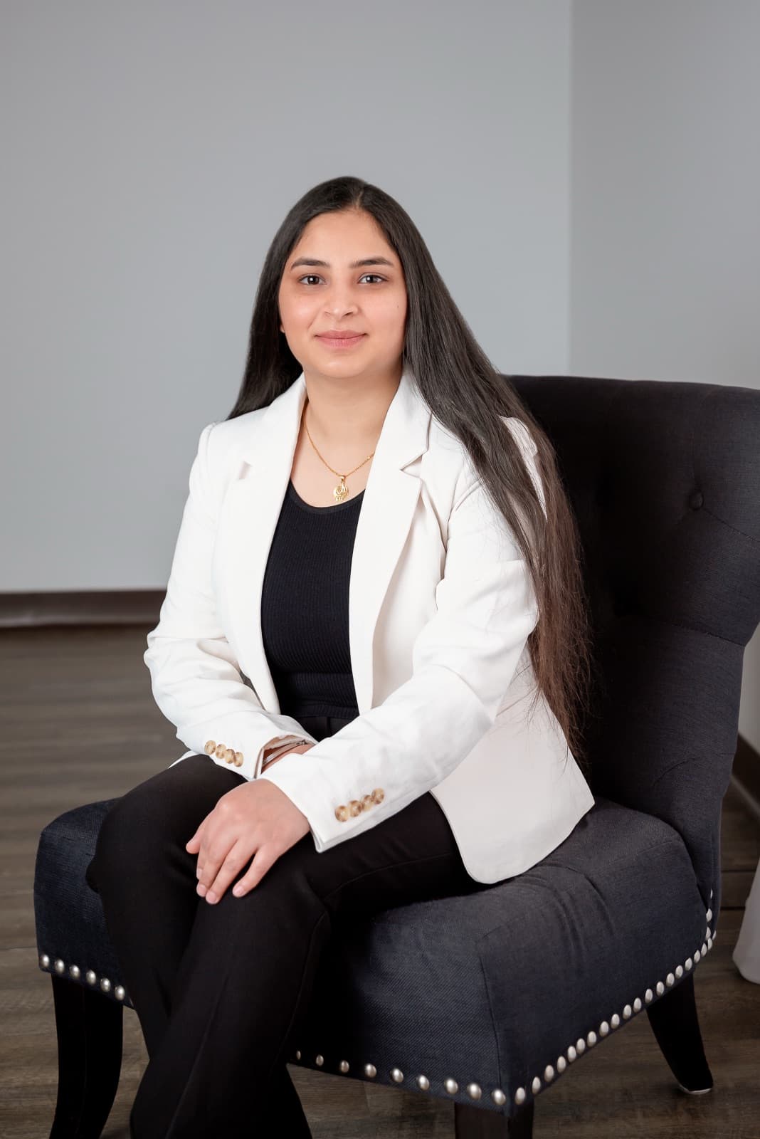 Jasmeen Kaur, Sales Representative