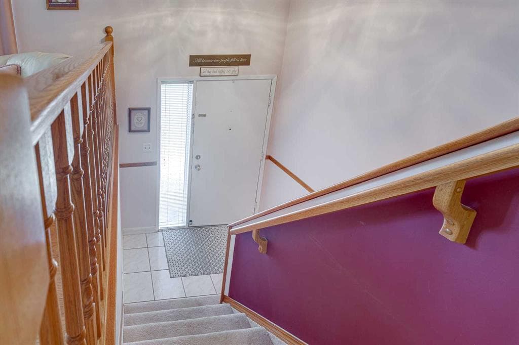 15 Newlands Avenue, Red Deer — photo 3