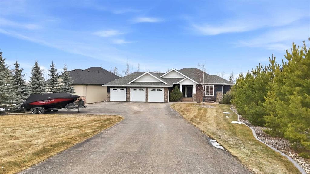 23 Westside Close, Lacombe County — photo 2