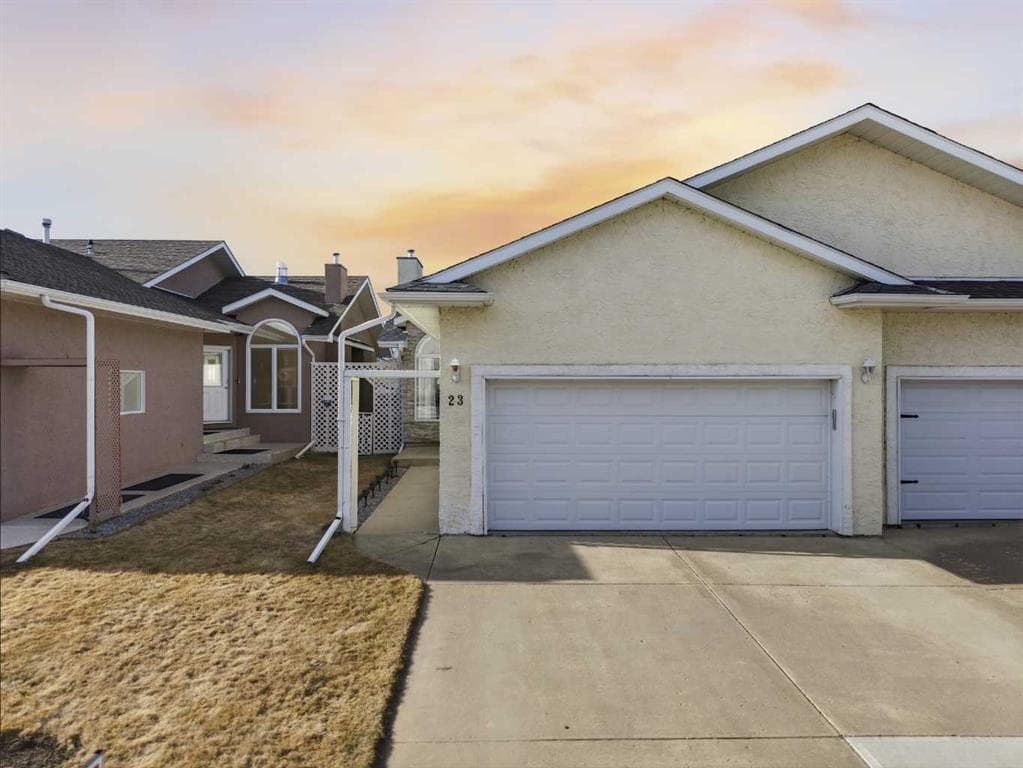 23 Wildrose Drive N, Sylvan Lake — main photo