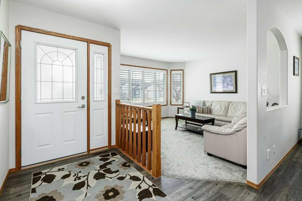 75 Langford Crescent, Red Deer — photo 2