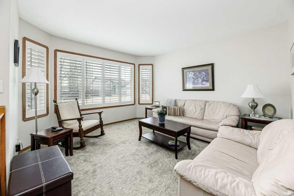 75 Langford Crescent, Red Deer — photo 3