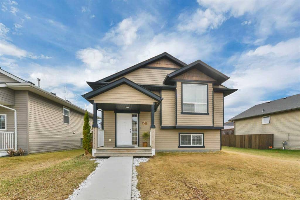 628 Lancaster Drive, Red Deer
